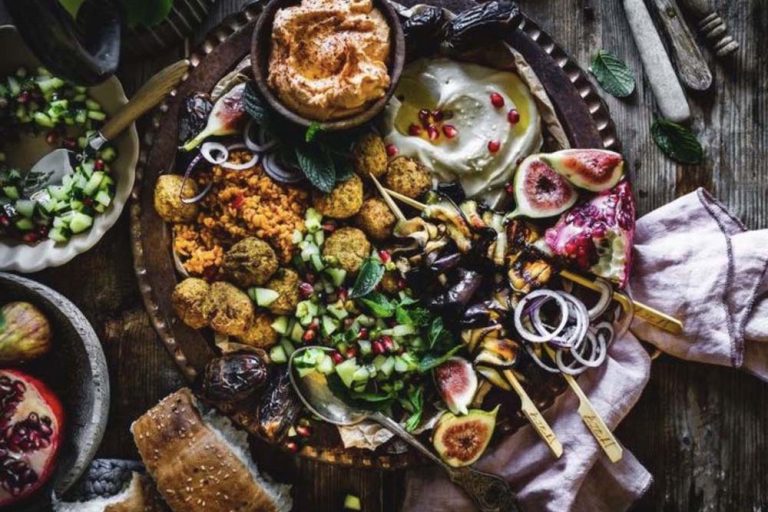oriental mezze platter
